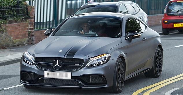 Mobil Istimewa Para Atlet Sepakbola